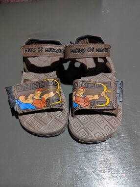Vintage Disney Hero Of Heros Hercules Velcro Sandals Size 12 Kids EUC